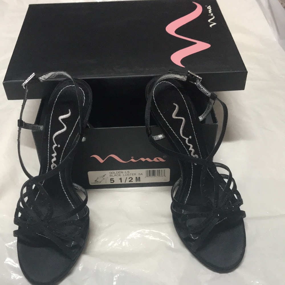 “Nina” black strappy dressy heels size 5.5 - Picture 8 of 9
